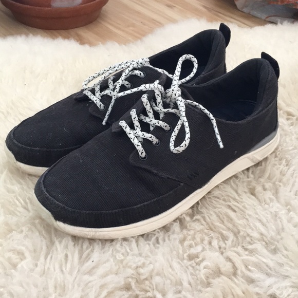 reef black sneakers